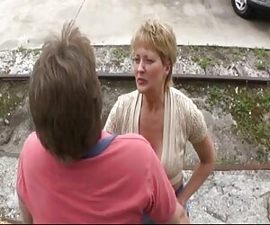 Halatlar üzerinde ayakları ile çekerek blond mature porno Portekizce berbat