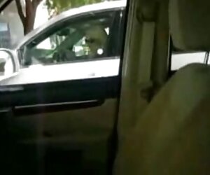 Göğüsleri üzerinde Bang anne matur anal porno Hindistan