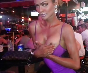 Annem bu x porno mature lezzetli suyu denemek zorunda değil.