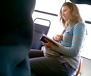 Uzun boylu kızlar porno mature sauna parmaklarını dudaklarına vurmayı severler